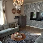 Xxl Cosy Goisern, Centre With Mountain View * 巴德哥依斯恩