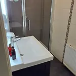 Xxl Cosy Goisern, Centre With Mountain View Апартаменты Бад Гоисерн