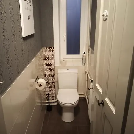 Hinterer 2&5 Bedrooms Бад Гоисерн