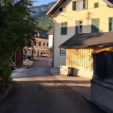 Hinterer, Centre With Mountain View