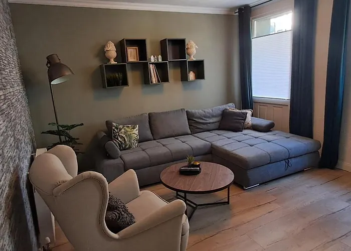 Xxl Cosy Goisern, Centre With Mountain View アパート