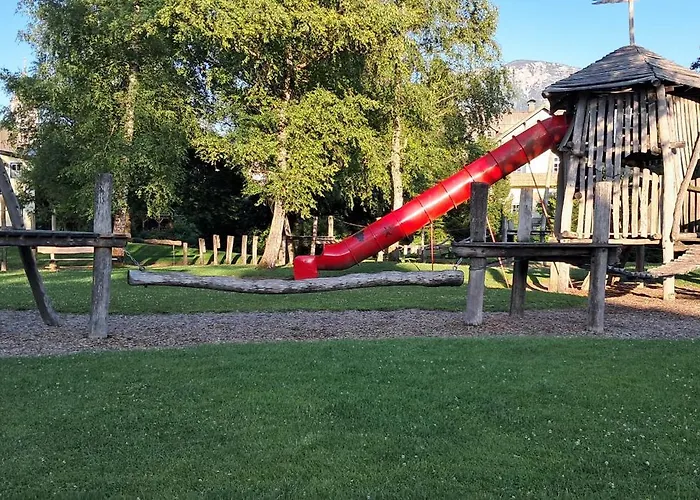 Xxl Cosy Goisern, Centre With Mountain View *